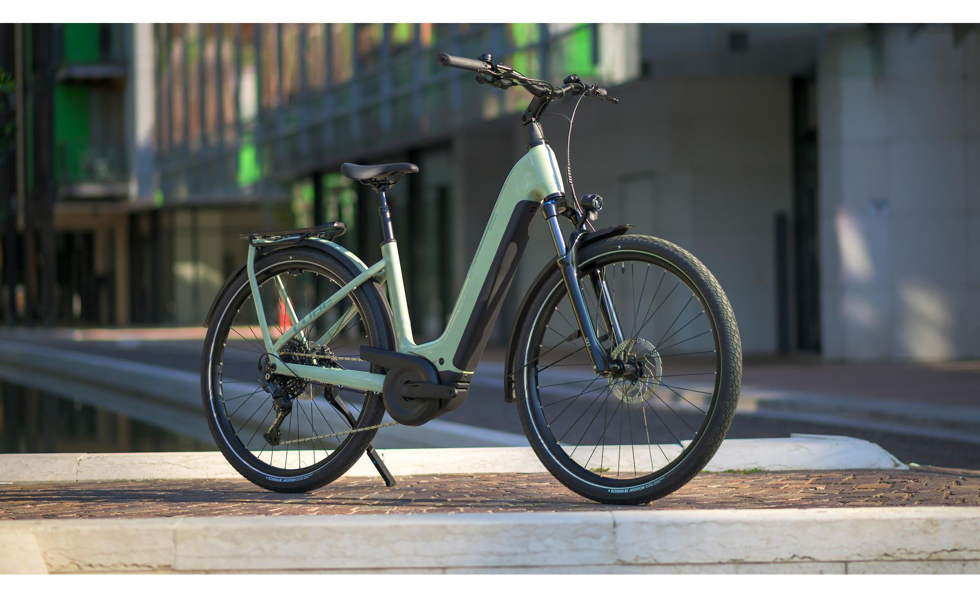 Kathmandu Hybrid One 800 Pea'n'Green – Image 7