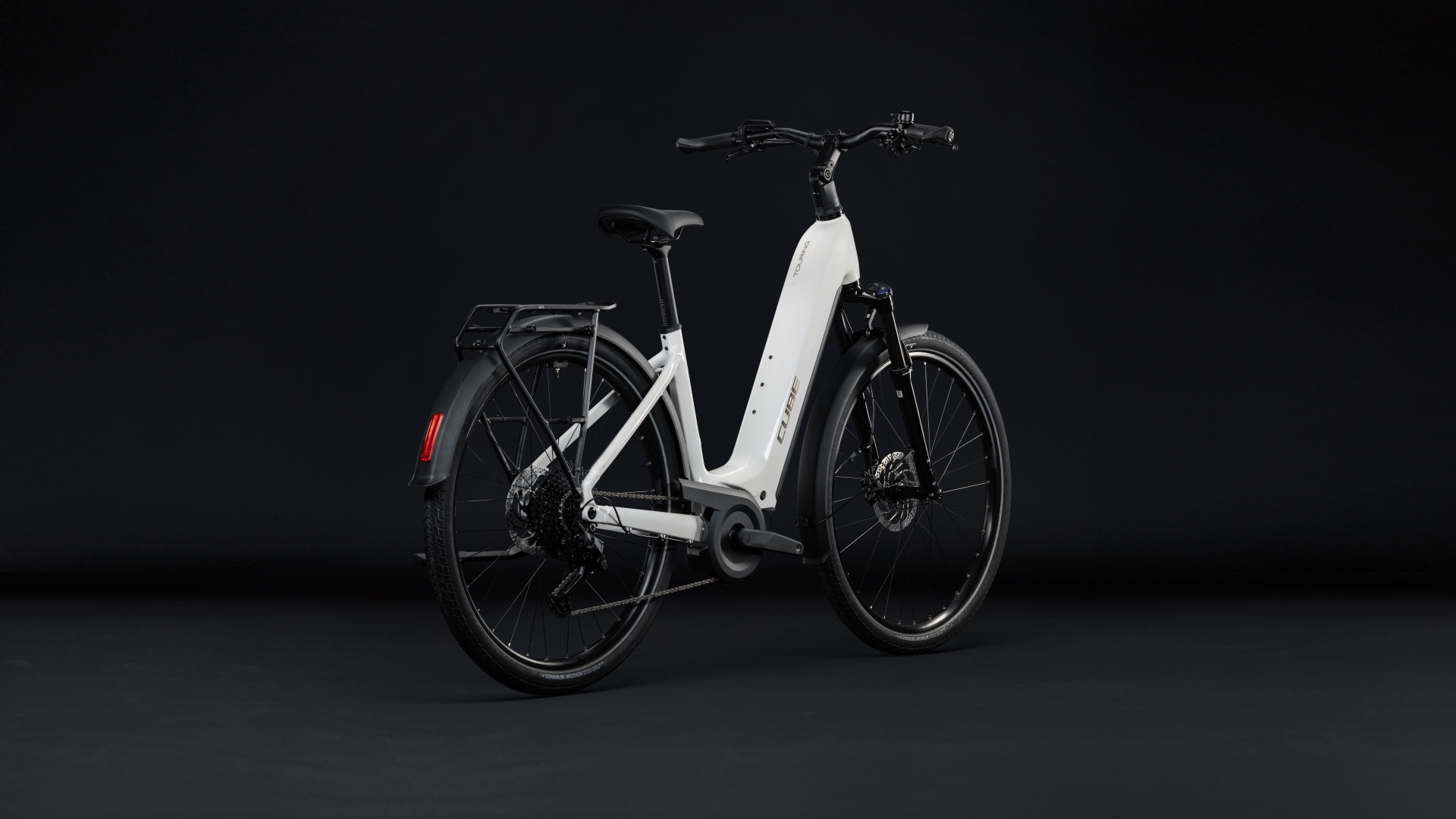 Touring Hybrid One 600 Metallicwhite'n'Chrome – Image 3
