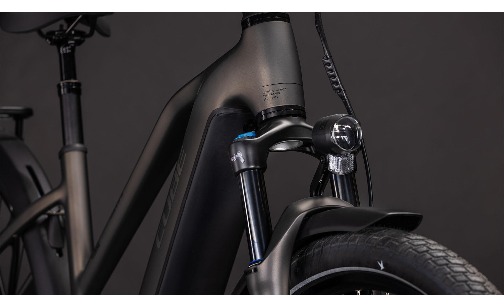 Touring Hybrid Comfort SLX 800 – Image 6